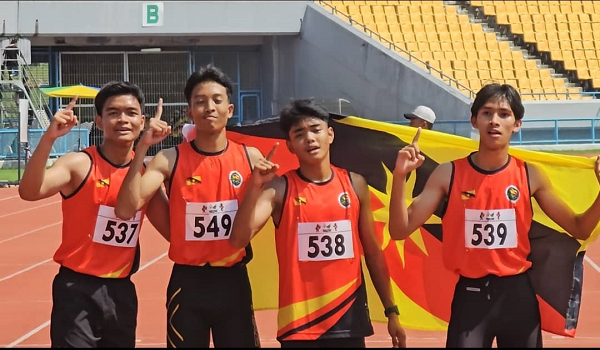 Emas kelima Sarawak disumbangkan menerusi acara 4x400 meter lelaki apabila gandingan Muhammad Qarliff Kuyt Abdullah, Ashven Austin Adrien, Yusry Muhammad Saifullah dan Mosmilian Astute Malam mencatat masa 3 minit 19.62 saat